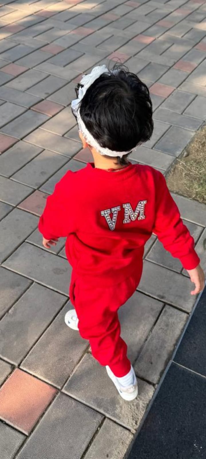 Customised and stylish Sweat shirts for kids